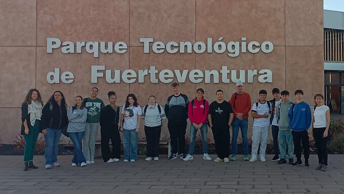 Élèves du lycée Jules Fil en mobilité ERASMUS à Fuerteventura.