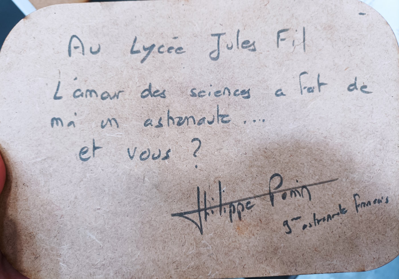 Dédicace de l'astonaute Philippe Pperrin "L'amour des sciences a fait de moi un astronaute et vous?"