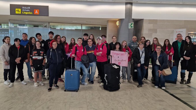 Élèves du lycée Jules Fil en mobilité ERASMUS à Fuerteventura.