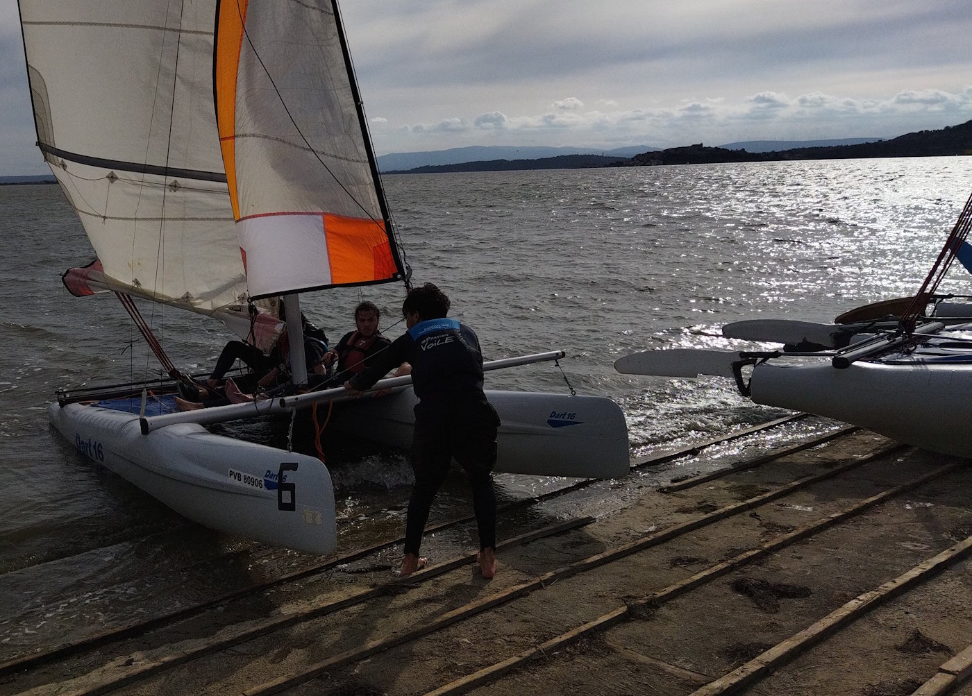 Élèves du lycée Jules Fil en sortie voile à La Nautique.