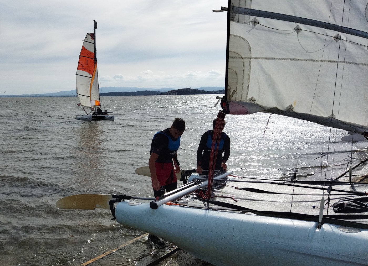 Élèves du lycée Jules Fil en sortie voile à La Nautique.