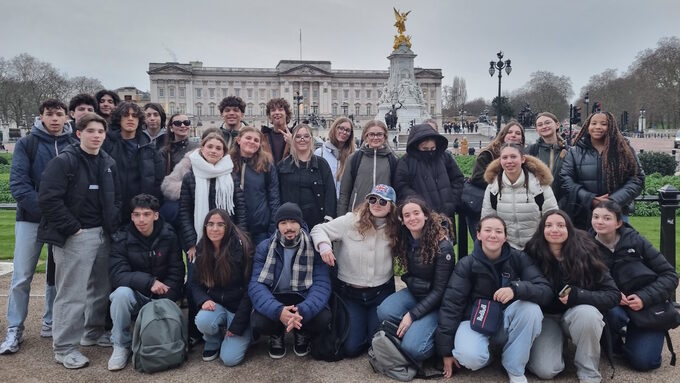 Élèves anglais du lycée Jules Fil en voyage scolaire à Londres.